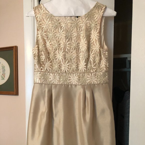 Tahari Size 10 dress - Picture 2 of 4